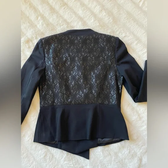 Cache Jacket. - Picture 3 of 15